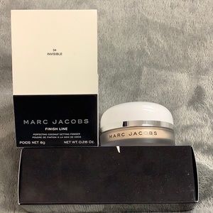 NEW Marc Jacobs Finish line Setting powder